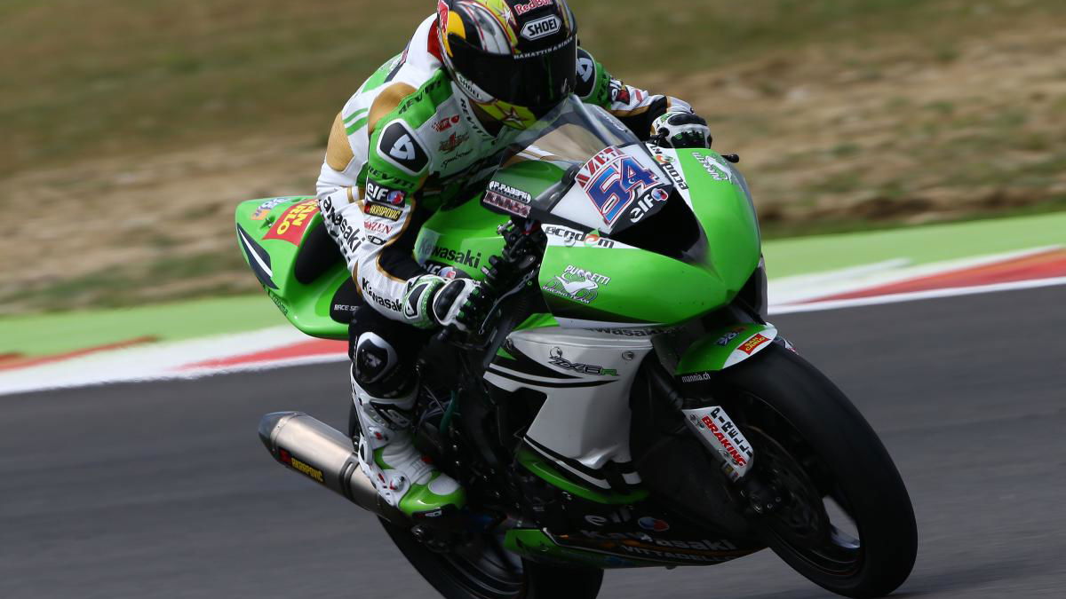 Sofuoglu stays top, Cluzel fractures leg