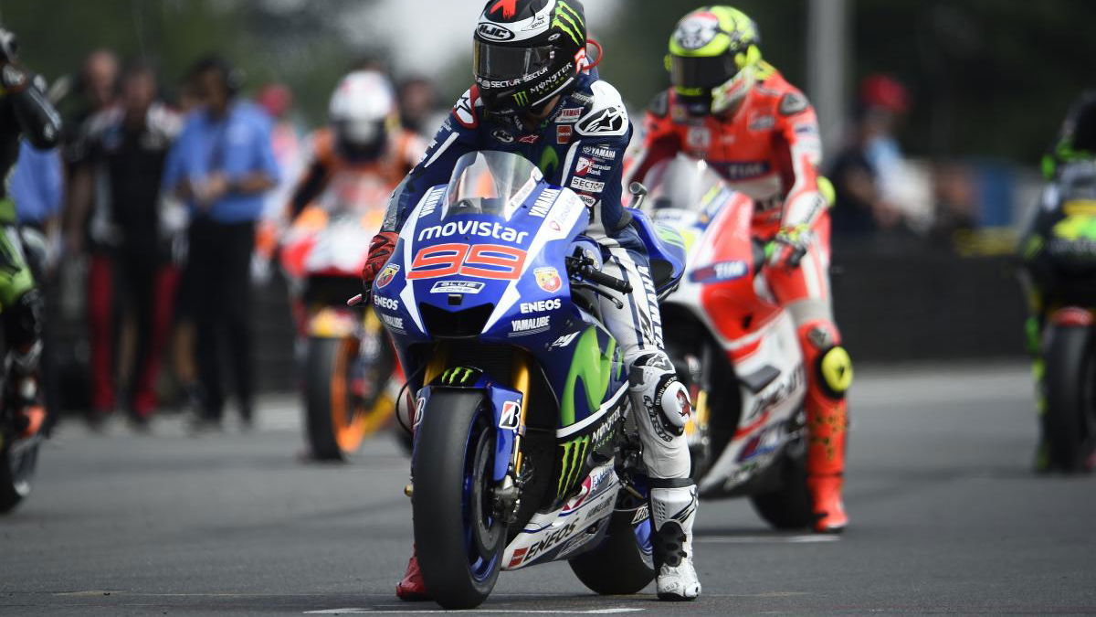 Why Lorenzo goes 'too far' during practice starts