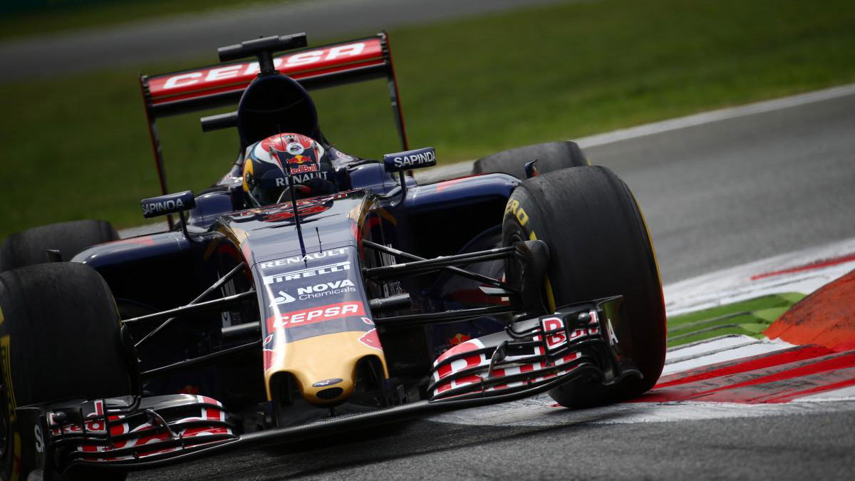 Verstappen handed drive-thru after engine cover rips off
