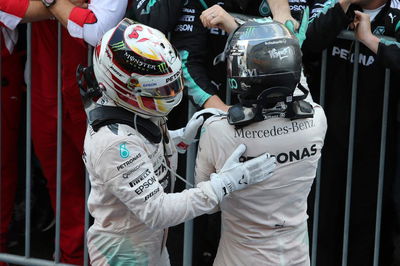 Hamilton unconcerned by Mercedes axe threat