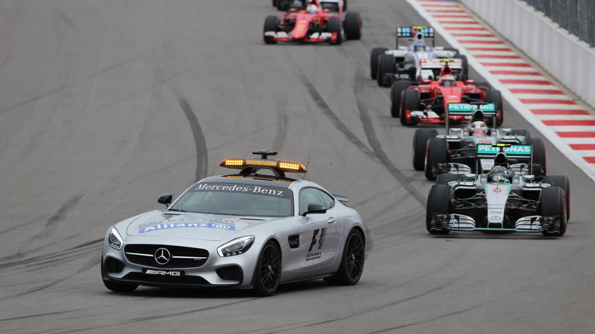 Vettel slams Hamilton over 'ridiculous' formation lap tactics
