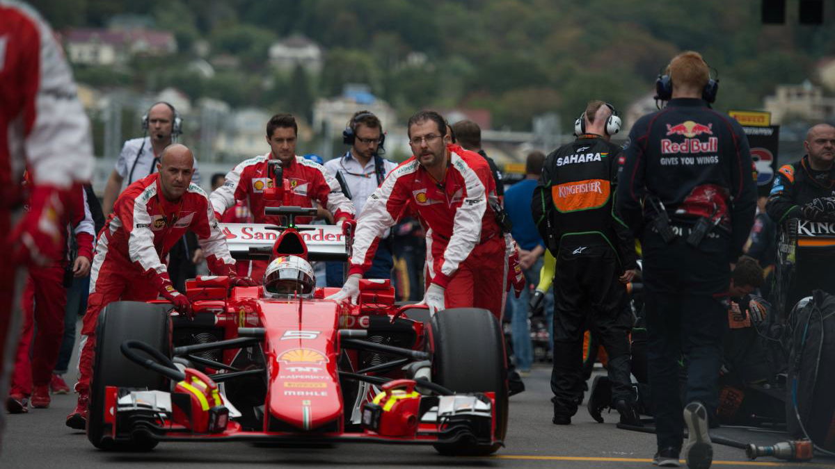 Vettel to get new Ferrari engine, lands grid penalty