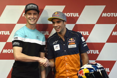 Moto2: Oliveira turns from Kent's competitor to ally