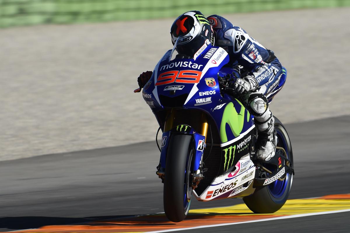 Rossi: Yamaha 'bit more in trouble' with Michelin