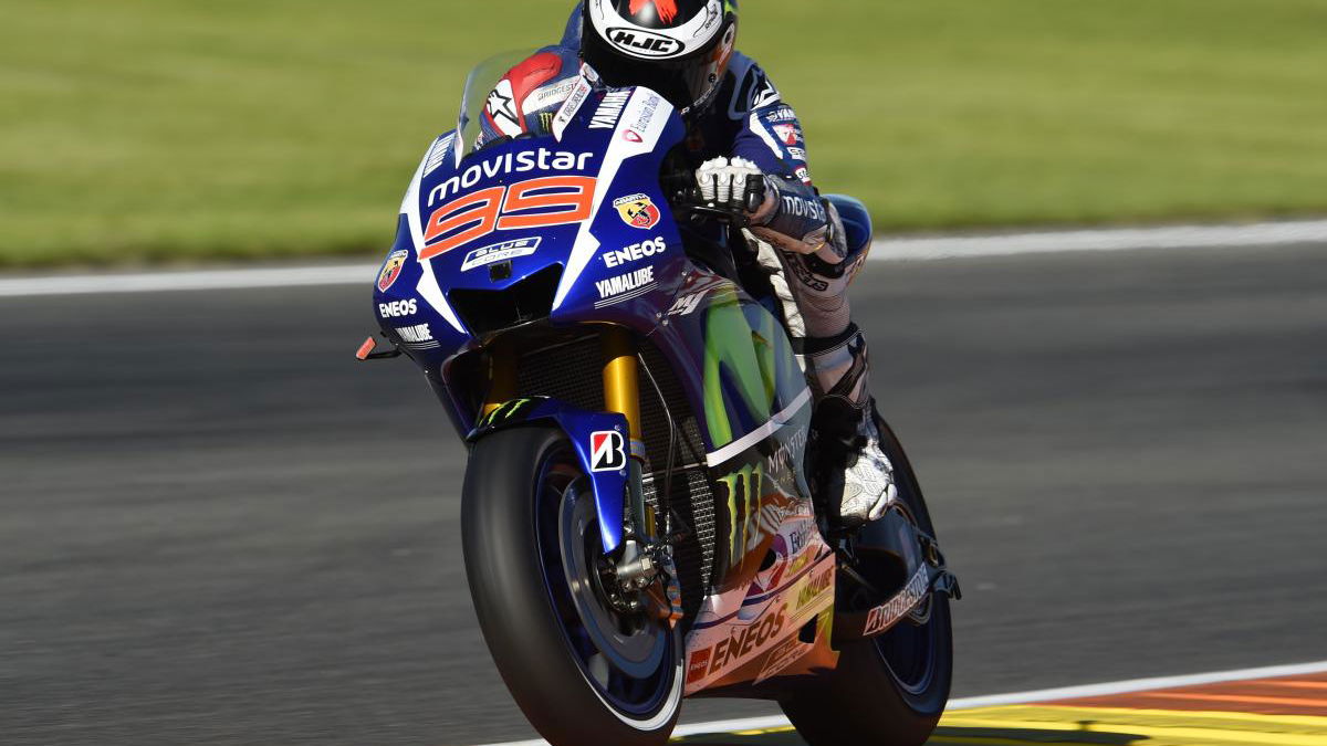 Jorge Lorenzo is 2015 MotoGP champion!