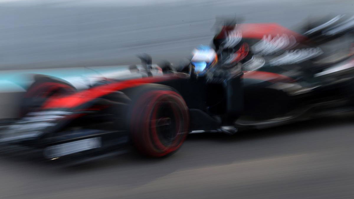 Dennis retains 'robust' attitude on McLaren sponsor 'rate card'