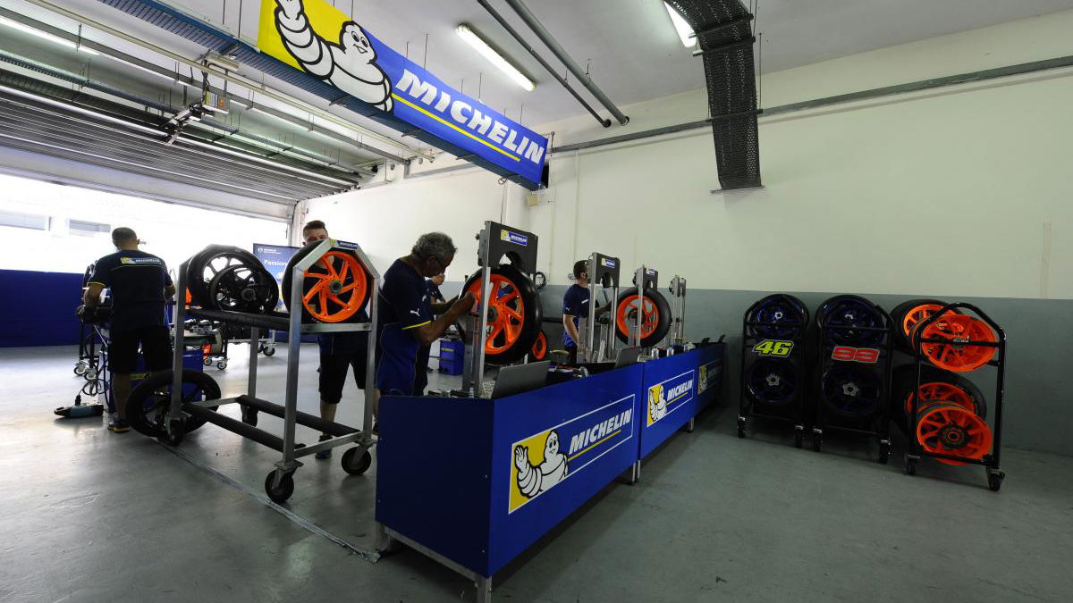 Michelin: Riders testing softer front, dual compound rear