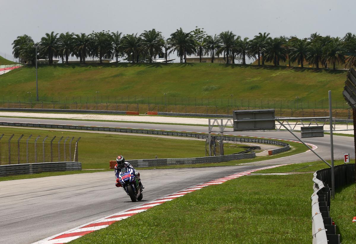 MotoGP makes changes to Race Direction