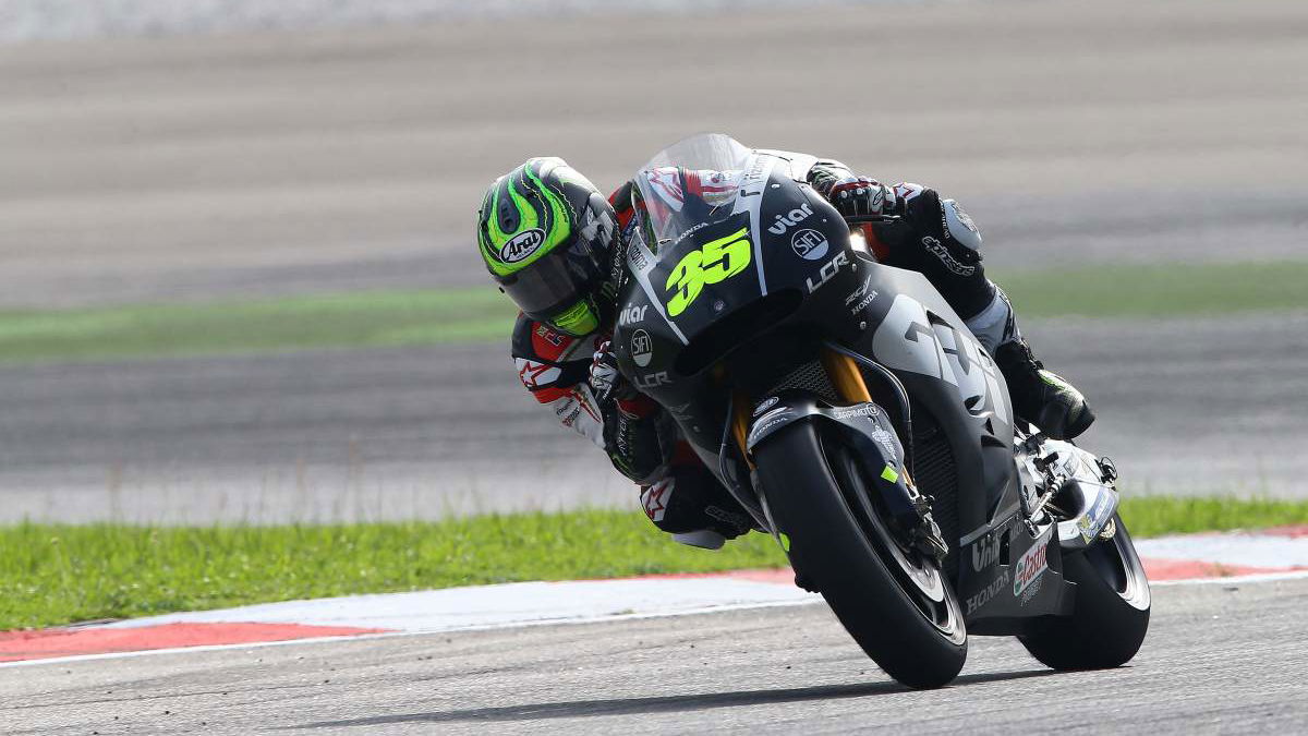 Crutchlow evaluates 2016-spec Honda engine