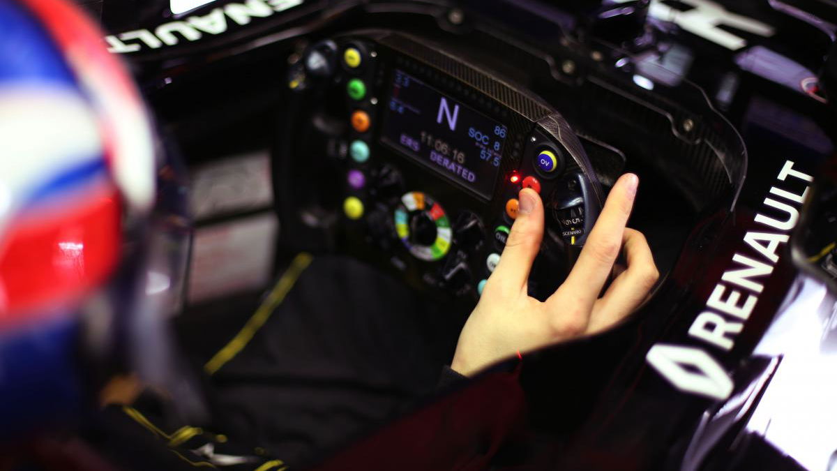 FIA prepared to penalise for 'coded' radio messages