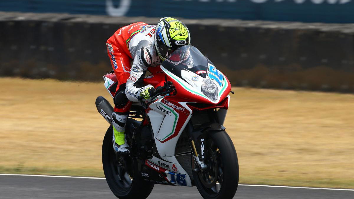 Cluzel fends off Kawasakis for Thai pole