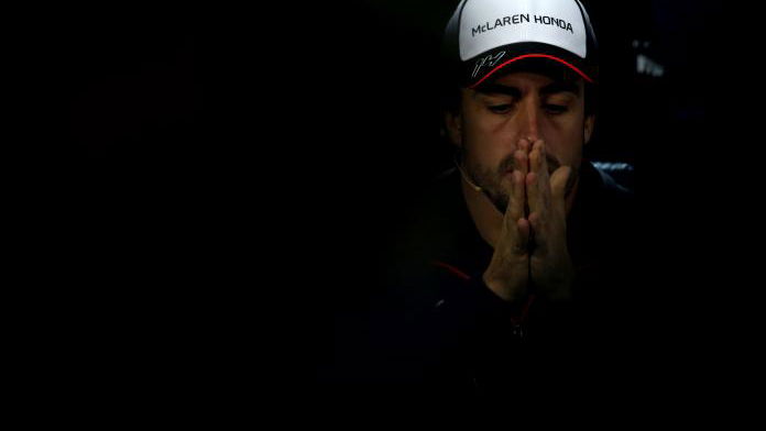 Alonso reveals collapsed lung, rib fractures