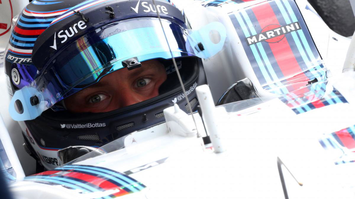 Baffled Williams forced to drop seatbelt supplier
