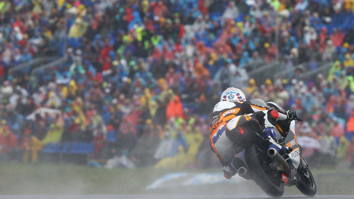 Moto3: John McPhee storms to first win