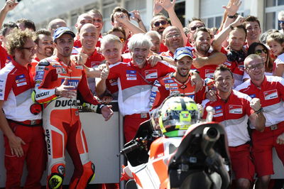 Iannone ends Ducati win drought in Austria