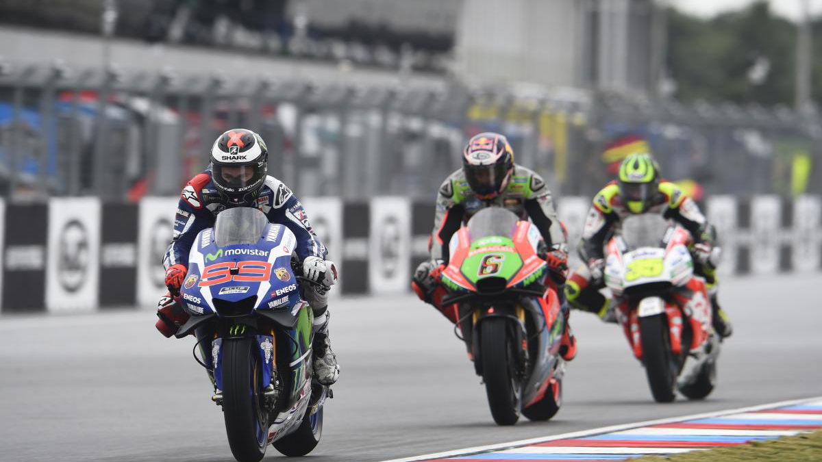 Lorenzo: The front tyre tore up