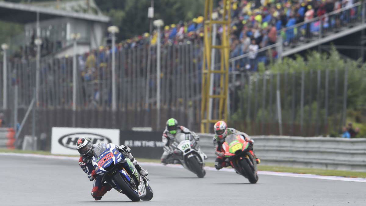 Lorenzo explains adaption to Michelin wets