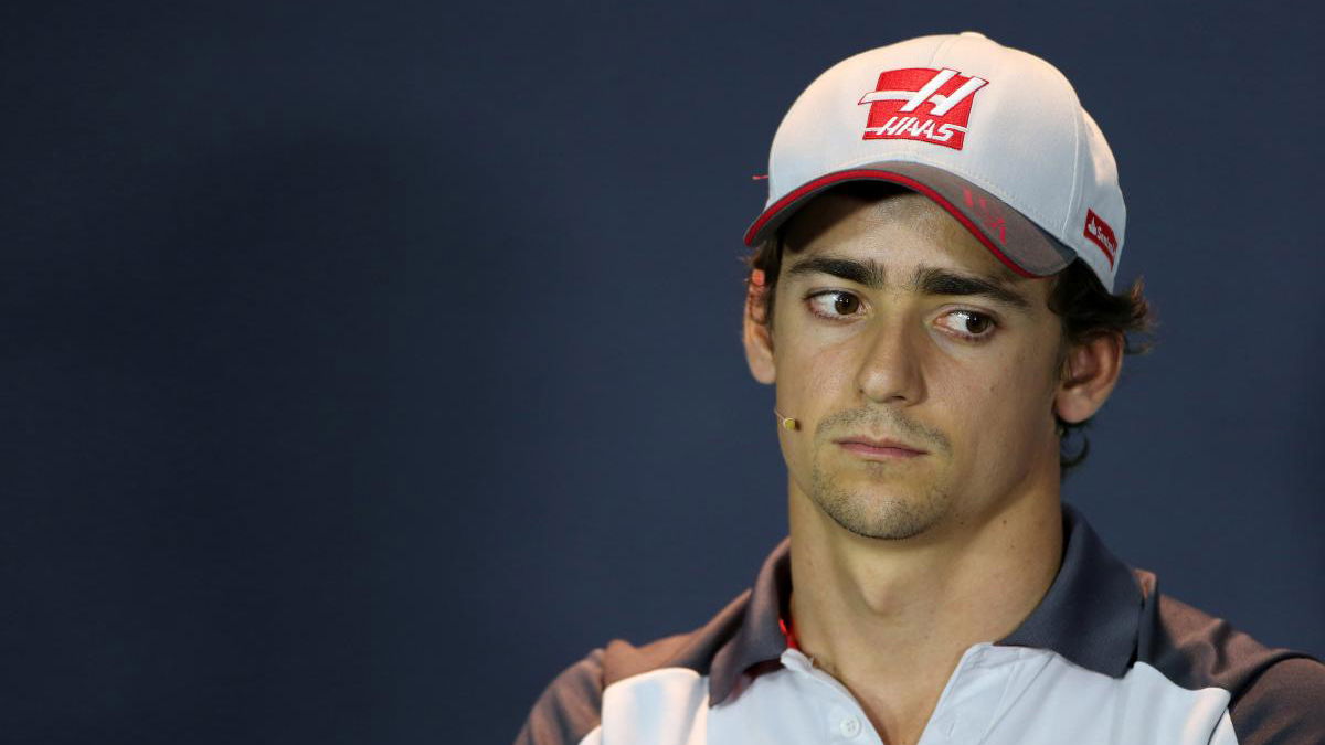 Bad timing as under pressure Gutierrez fluffs chance
