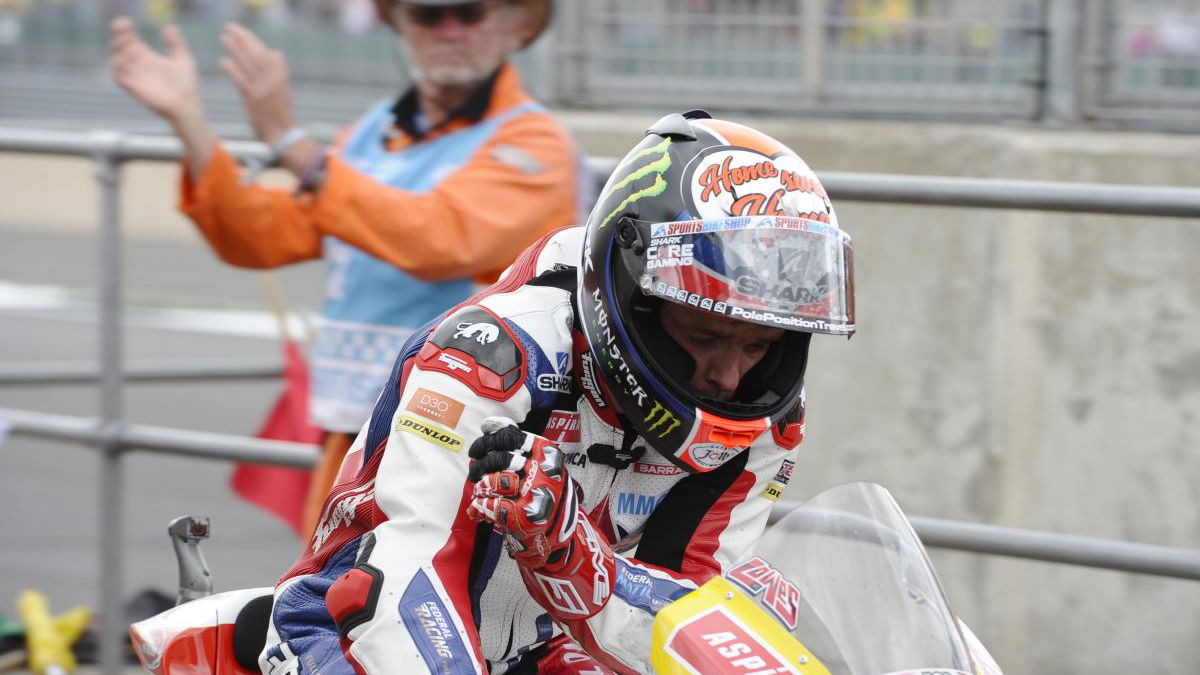 Sam Lowes slams 'stupid' Zarco move
