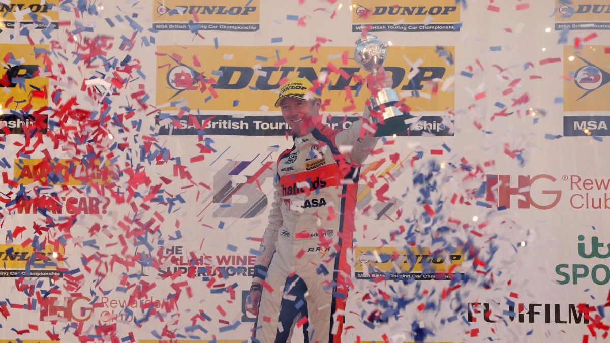 Shedden: Back-to-back titles 'out of this world'