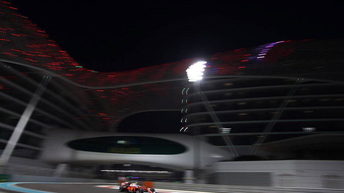 Raikkonen ends 2016 with qualifying edge over Vettel