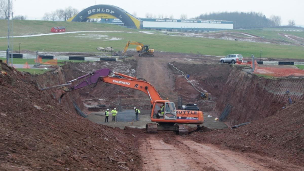 Donington F1 failure 'a tragedy', laments BRDC vice-president