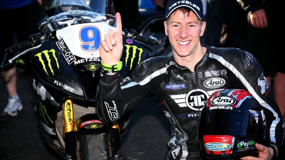 Hutchinson rejoins Flint's TTC Yamaha team for 2016