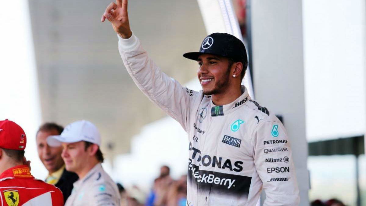 Hamilton hunts double delight in Russia