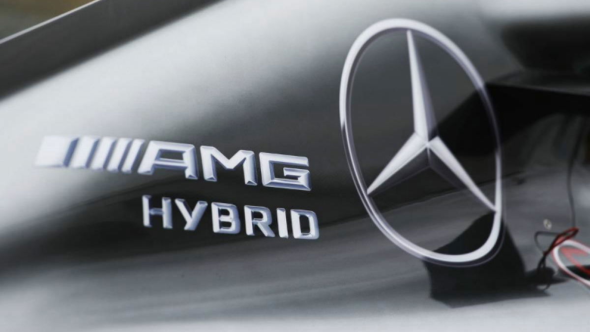 V6 turbo hybrids set to stay as engine cost cuts agreed