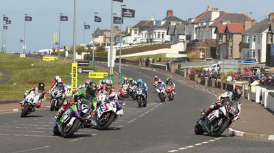 Manx Grand Prix: Redmayne edges thrilling Junior race