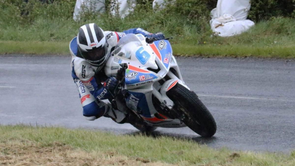 Halsall Racing sign William Dunlop for 2017 road races