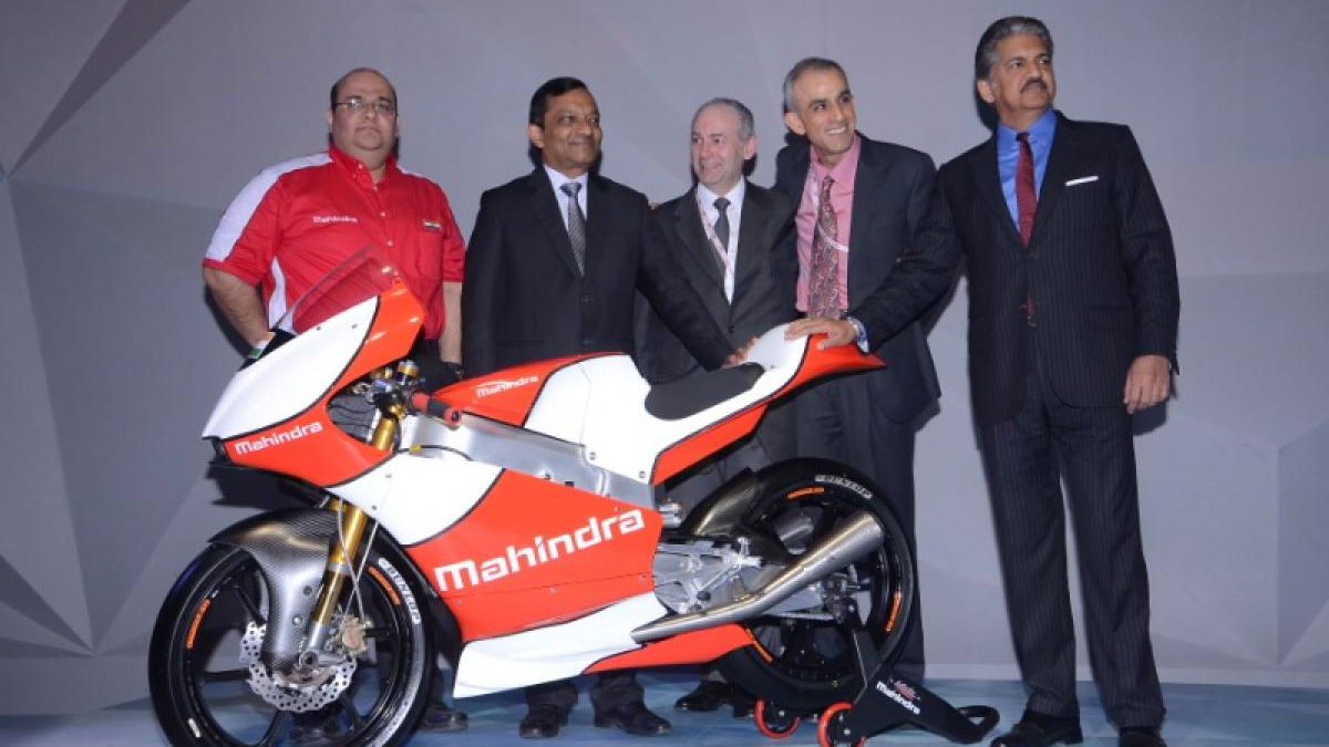 Mahindra unveils 2016 Moto3 racer