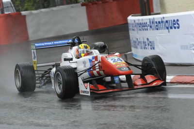 Piquet Jr makes surprise return to F3 with Carlin at Pau