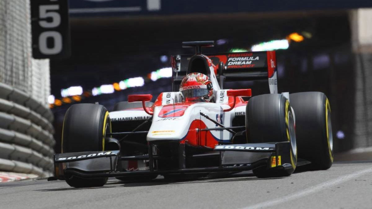 Worst of 2016: Matsushita puts a bang in Baku with GP2 chaos
