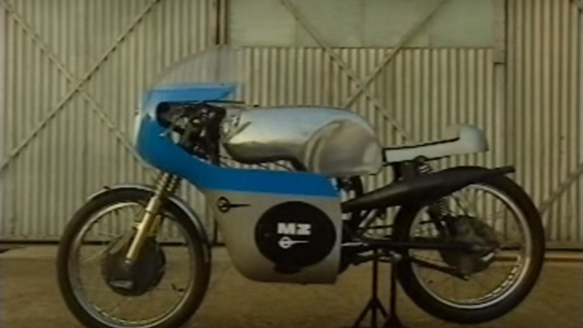 Motorcycle racing's dirtiest deeds!