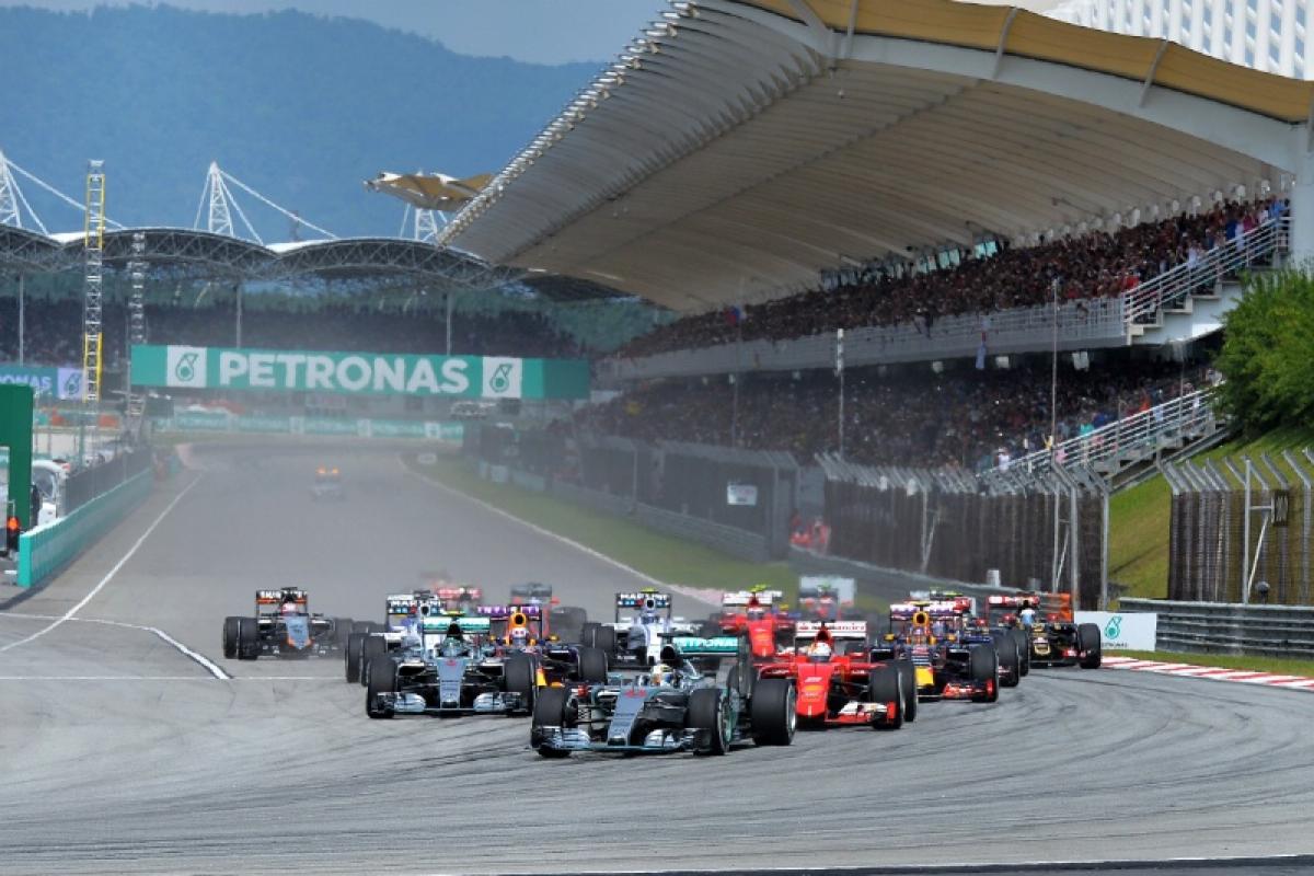 Gutierrez, Hamilton clear the air after Hungary spat