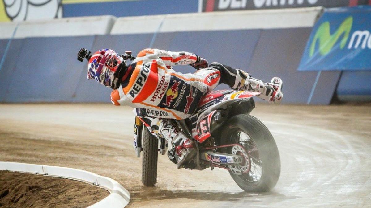 Marquez, Baker to scrap for fourth Superprestigio title