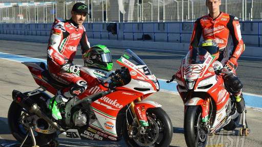 Milwaukee reveals 2017 WSBK Aprilia RSV4