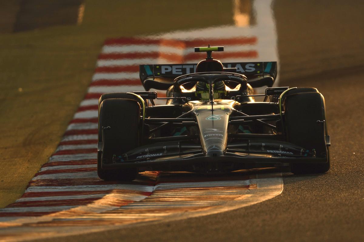 Explaining Mercedes curious lack of straightline speed in F1 testing