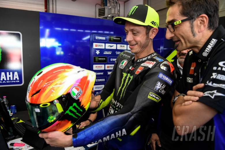 valentino rossi new helmet