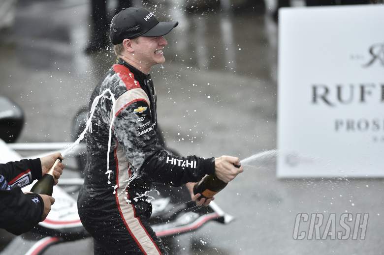 Newgarden takes dominant victory in delayed Barber IndyCar race