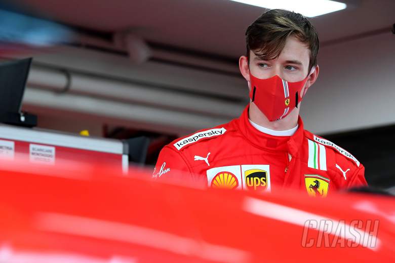 Penguji F1 Ferrari, Ilott, bersiap untuk debut latihan 2021 dengan acara FP1