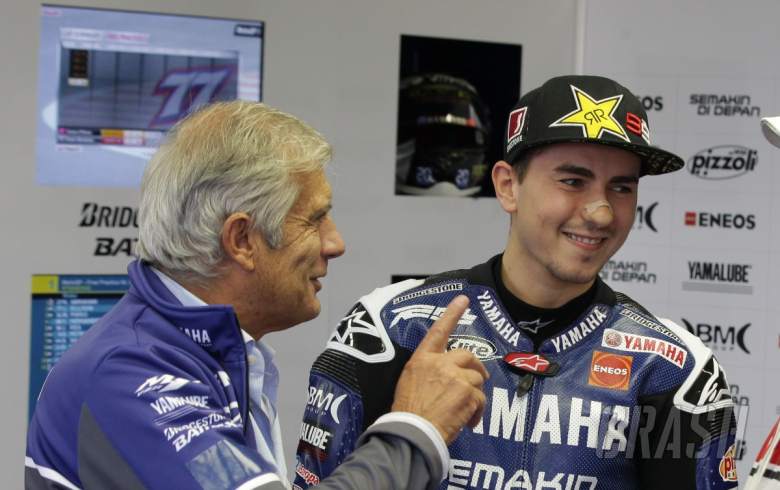Lorenzo hits back at Agostini – “Improper from a legend like you…”