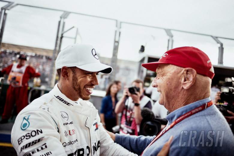 Hamilton: Saya masih akan menjadi juara F1 satu kali tanpa Lauda