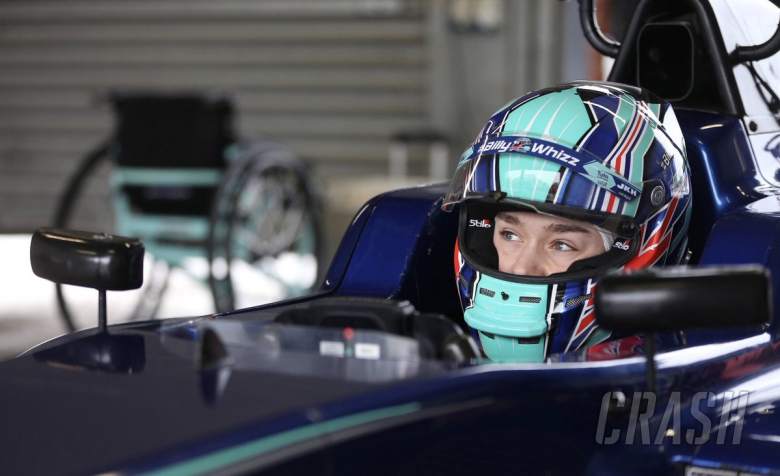 Monger lulus uji ekstraksi FIA F3 di Abu Dhabi