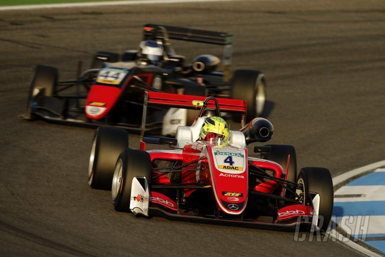 Schumacher clinches F3 title at Hockenheim