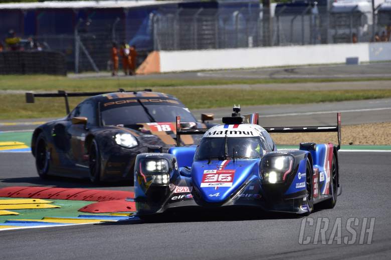 Alpine A480 - Nicolas Lapierre, Andre Negrao, Matthieu Vaxiviere [credit: Andrew Hartley]