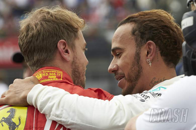 Hamilton expecting Vettel to be ‘stronger’ in F1 2019