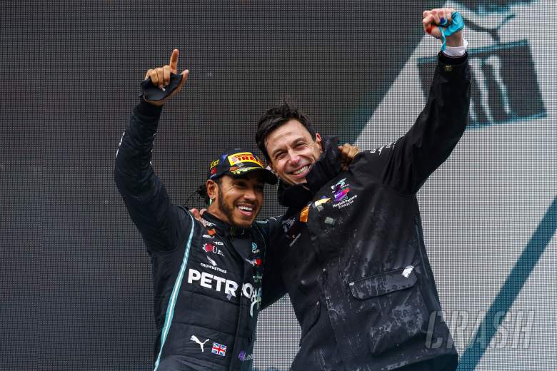 Mercedes has “no doubt” about Hamilton’s F1 commitment