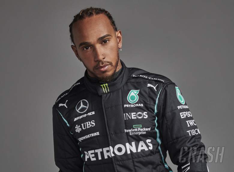 Why Hamilton doesn’t feel pressured by F1 contract talks for 2022